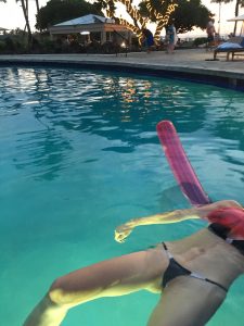 マイクロビキニ③